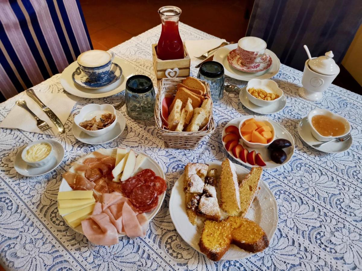 Relais Oroscopo Hotel Сансеполкро Екстериор снимка