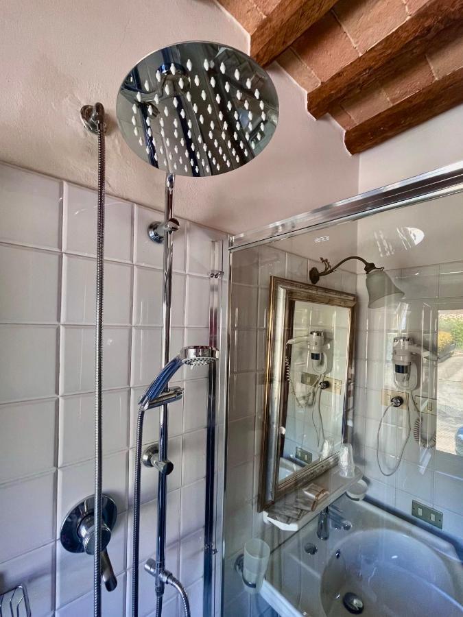 Relais Oroscopo Hotel Сансеполкро Екстериор снимка